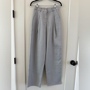 NWOT Motel Women’s Black & White Houndstooth Dress Pants Trouser Slacks Size XS